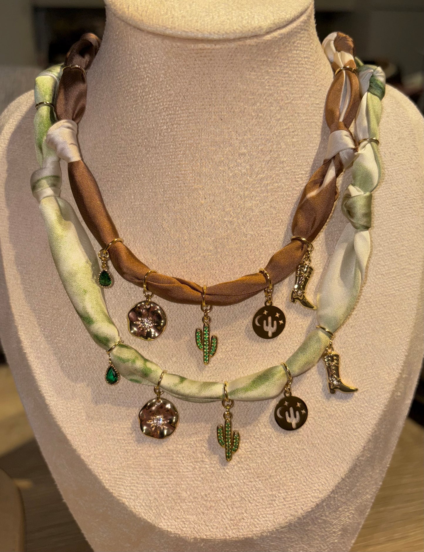 Collier CACTUS marron