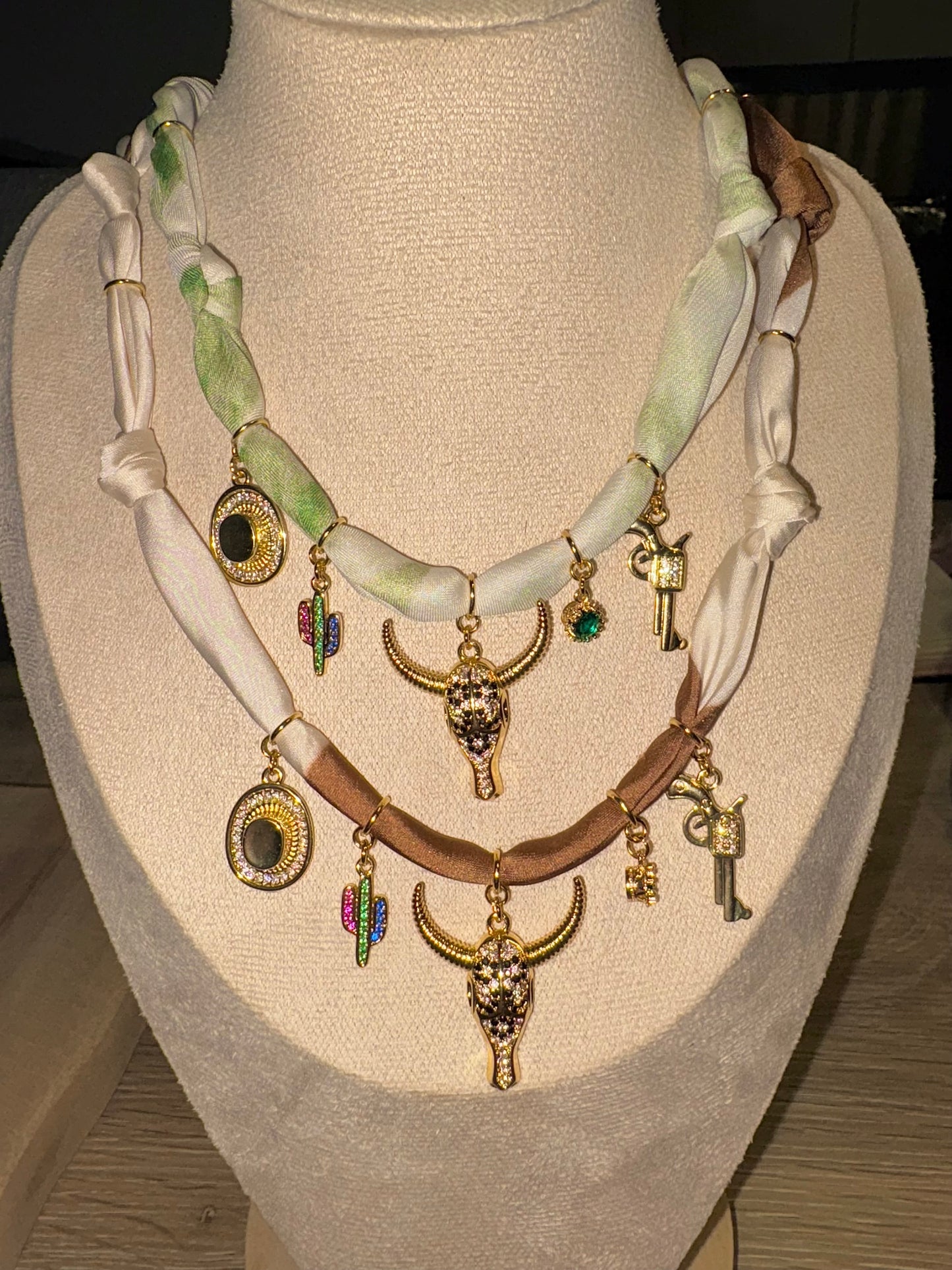 Collier COW-BOY vert