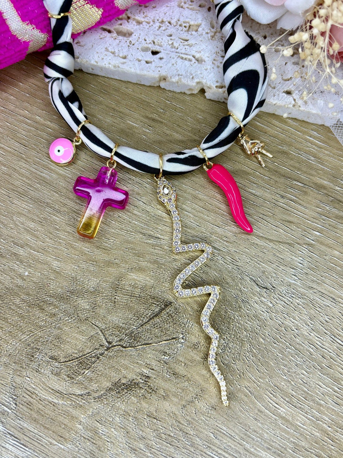 Collier PINK SERPENT zébré